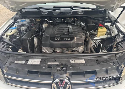 2013 Volkswagen Touareg Vr6 Lux from USA, damaged, VIN WVGEF9BP3DD005660